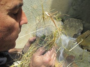 Apprentissage du feu - Espace de la Préhistoire en Tardoire